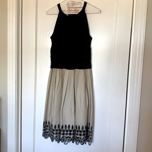 Suzi Chin for Maggy Boutique sleeveless dress